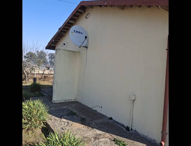 2 BEDROOM HOUSE FOR SALE IN DANNHAUSER